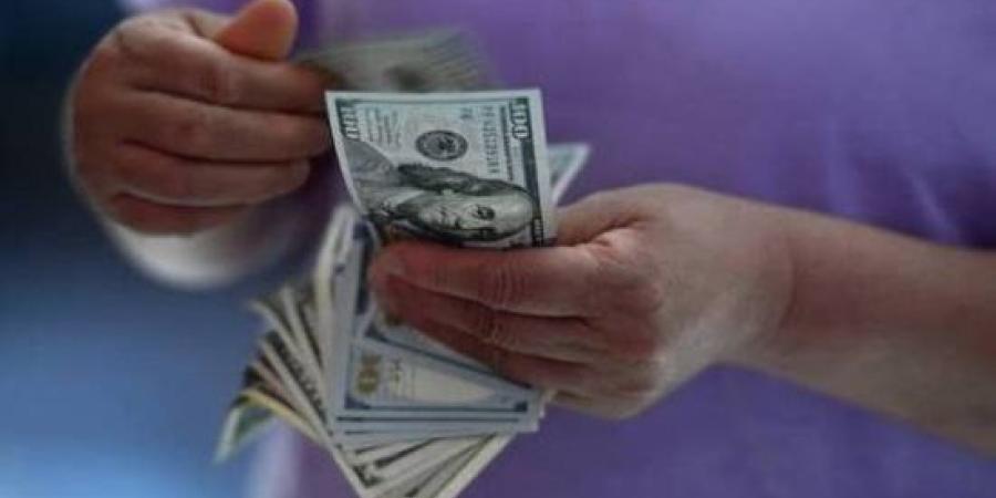 سعر الدولار يرتفع 74 قرشًا في البنك الأهلي وCIB خلال أسبوع :اليوم السابع