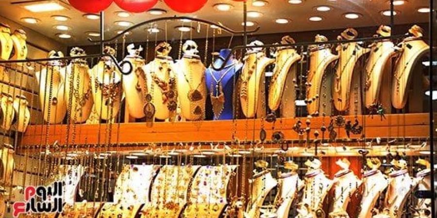 الأوقية والدولار وقرار الفائدة.. من يحكم سعر جرام الذهب في مصر؟ :اليوم السابع