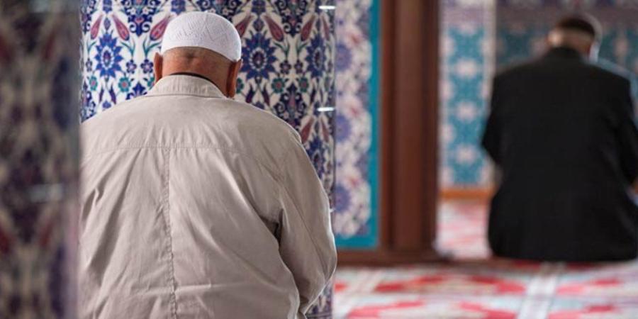 مواقيت الصلاة الجمعة 30 أكتوبر 2026 مع بدء العمل بالتوقيت الشتوى