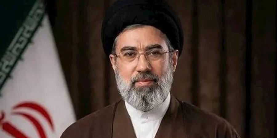 قائد الثورة الإسلامية: اليقظة والصمود الوطني سبيل للتغلّب على العدو المعتدي والمسلّح