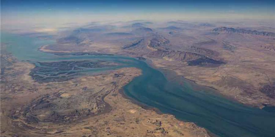 مسيرة تستهدف قاربي صيد جنوب جزيرة قشم الإيرانية وتؤدي إلى فقدان صيادين وإصابة اثنين