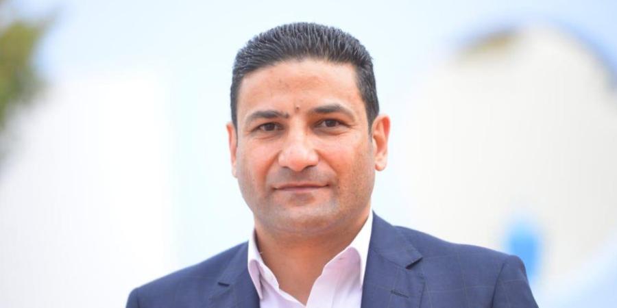 فليحيا الشعب