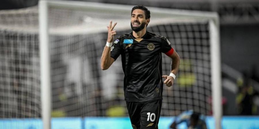 دوري روشن: الشباب يكتسح الأهلي بسداسية تاريخية