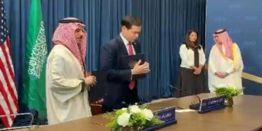 وزيرا الخارجية السعودي والأمريكي يوقعان اتفاقيات خاصة بإكسبو 2030 في الرياض