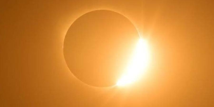 كسوفان للشمس و3 خسوفات للقمر.. موعد أول كسوف شمسى مرتقب وأماكن رؤيته :اليوم السابع