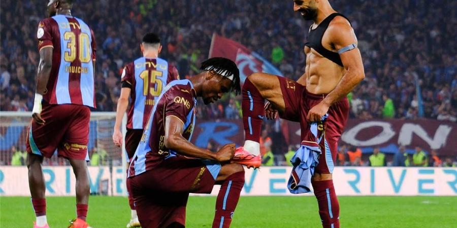مواعيد مباريات طرابزون سبور في شهر نوفمبر 2026.. تحديات أمام محمد صلاح