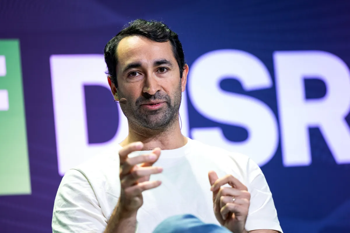 كيف قامت شركة OpenAI بتحويل أدوات البرمجة الخاصة بها إلى Dots، وهو مساعد شخصي يعمل دائمًا