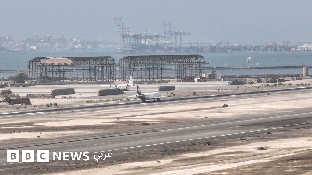 الحوثيون يطالبون بإخلاء مطار عدن ويستهدفون منشآت سعودية