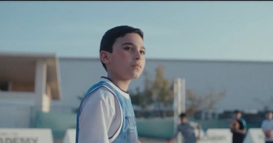 كيف أقنع كريم الشناوى على البيلى بالمشاركة فى مسلسل لام شمسية؟