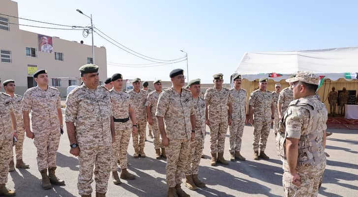 رئيس هيئة الأركان المشتركة يزور إحدى وحدات المنطقة العسكرية الجنوبية