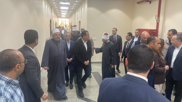 رئيس الوزراء يفتتح فرع دار الإفتاء بمحافظة السويس .. ويتفقد قاعات التدريب .. صور