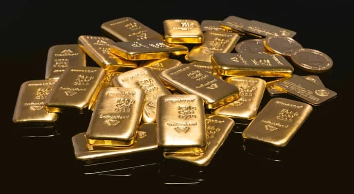 أسعار الذهب تتراجع مع صعود الدولار وترقب بيانات التضخم الأمريكية وقرارات الفيدرالي في مصر اليوم الخميس 29 أكتوبر 2026