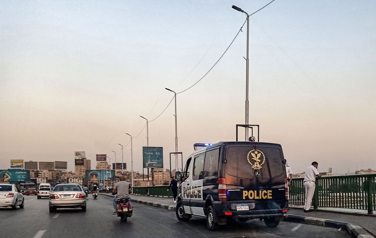 مصر.. الداخلية تعلن وقف شاشة إعلانية بعد بث لقطات "خارجة" عليها