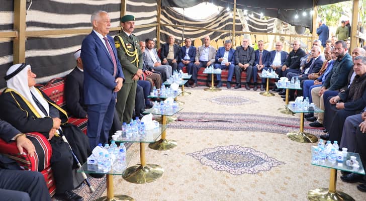 مندوبا عن الملك وولي العهد.. العيسوي يعزي بوفاة ضحيتي سيول مادبا وعشيرتي العواملة والزبيدي